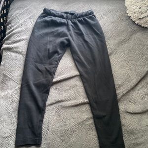 i’m selling cozy leggings they are a kids large (10/12) and they are black